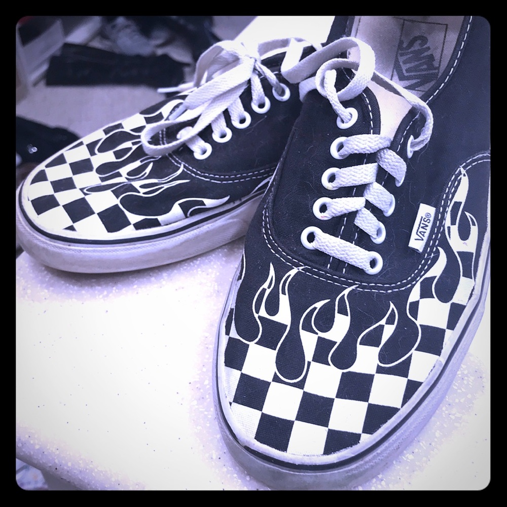 Vans flames and checkers men's 10.5